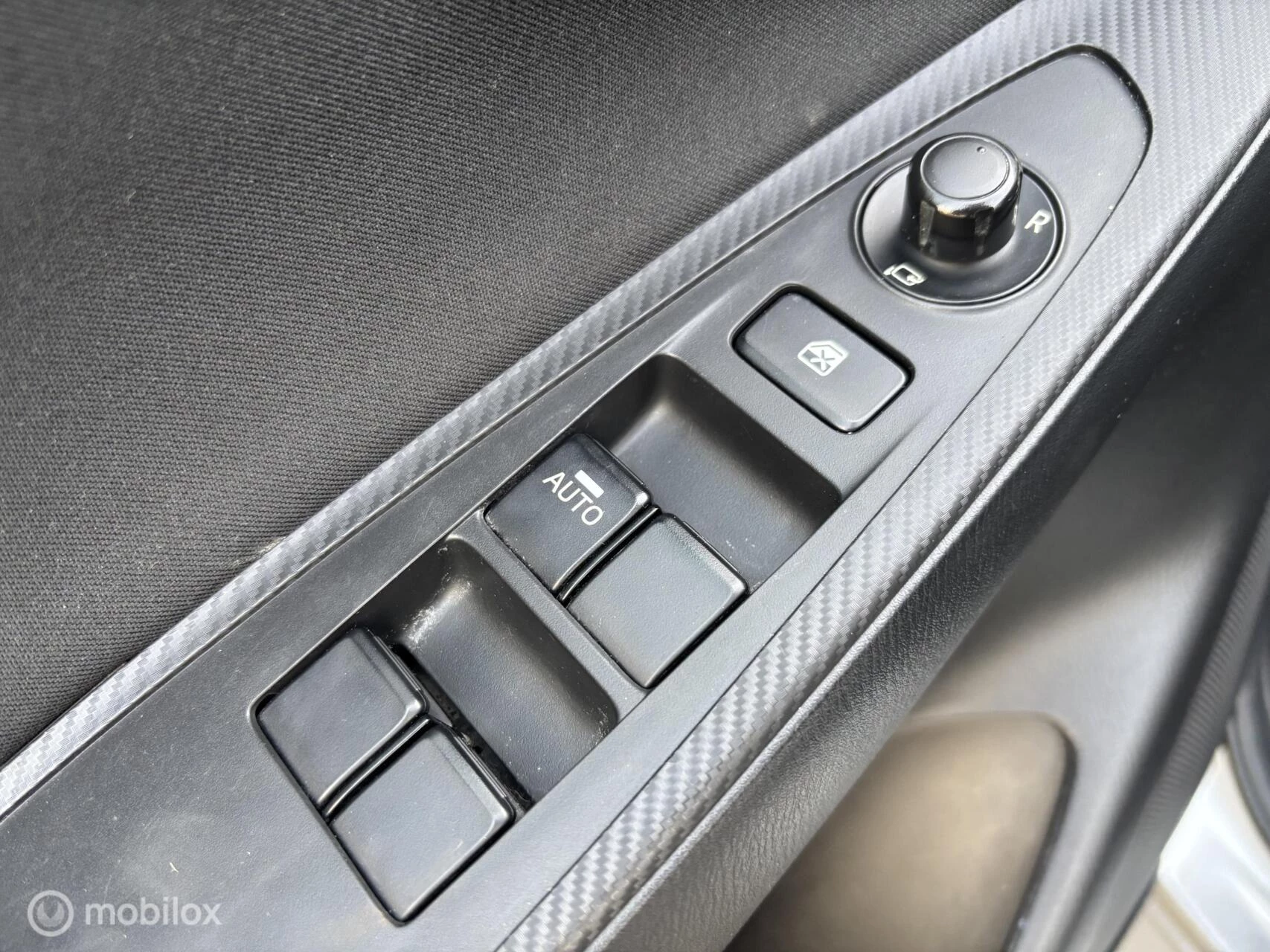 Hoofdafbeelding Mazda 2