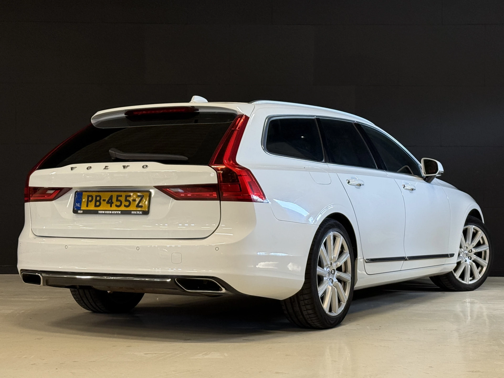 Hoofdafbeelding Volvo V90