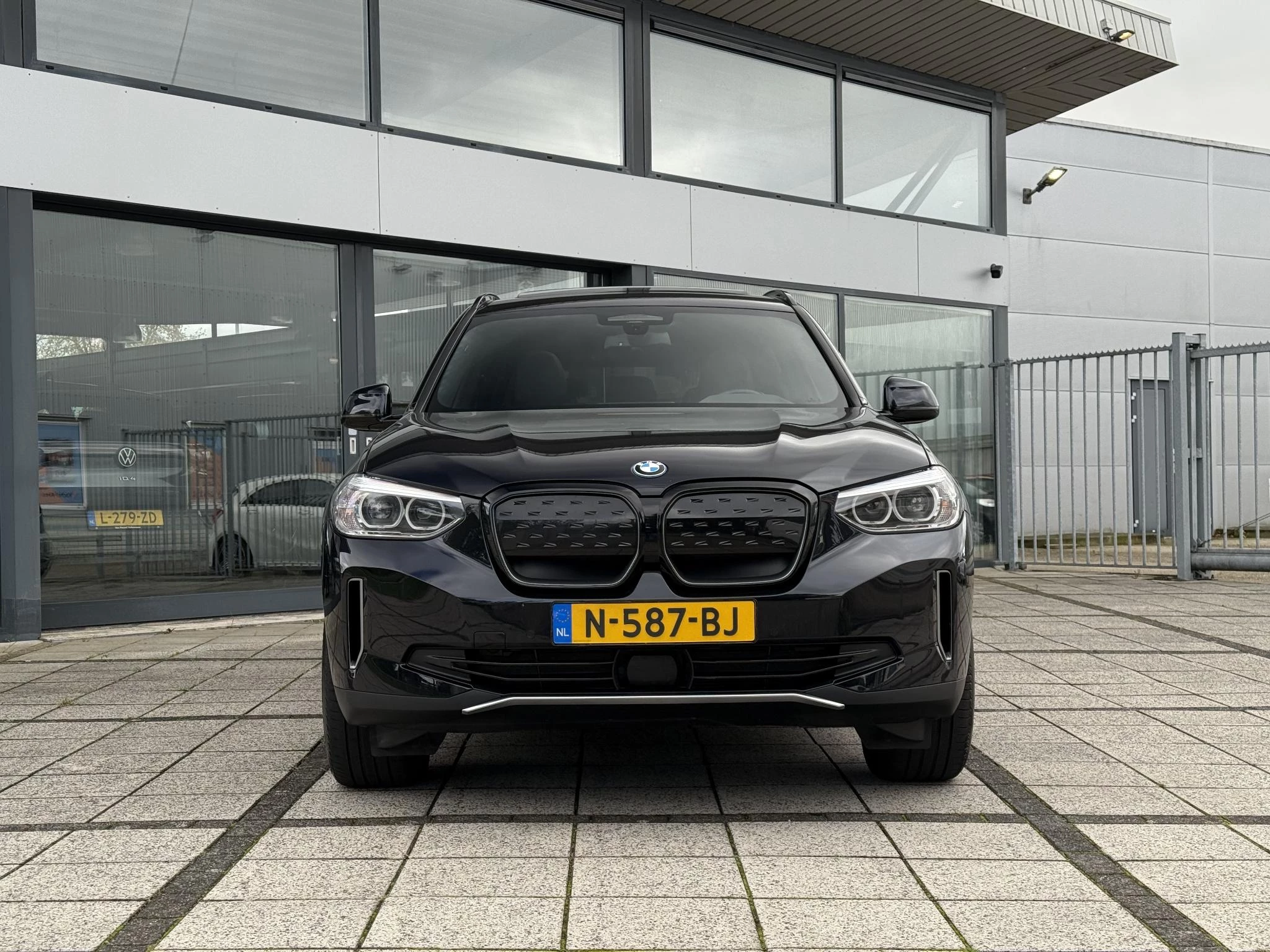 Hoofdafbeelding BMW iX3