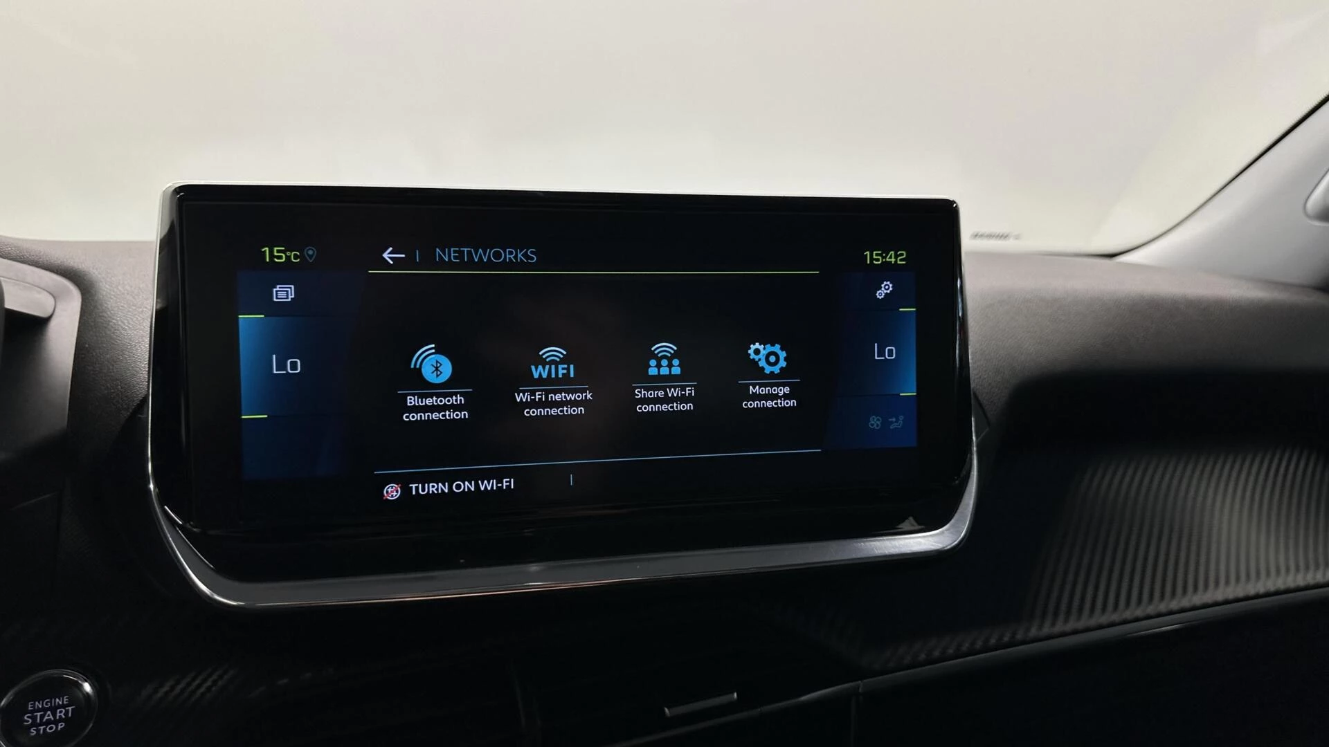 Hoofdafbeelding Peugeot e-2008