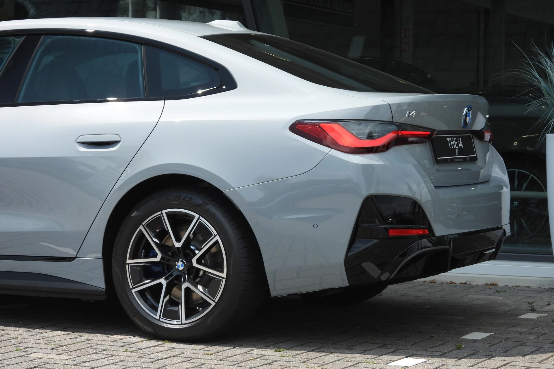 Hoofdafbeelding BMW i4