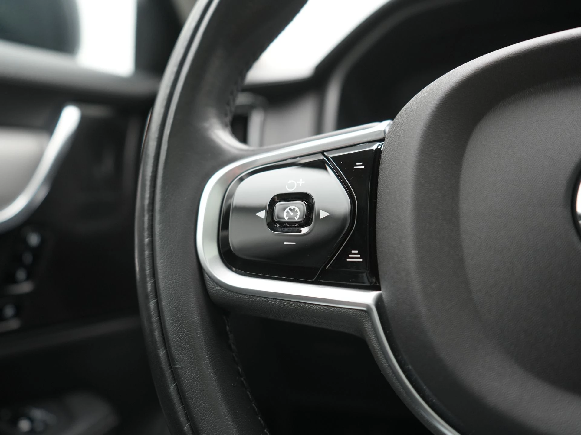Hoofdafbeelding Volvo V90