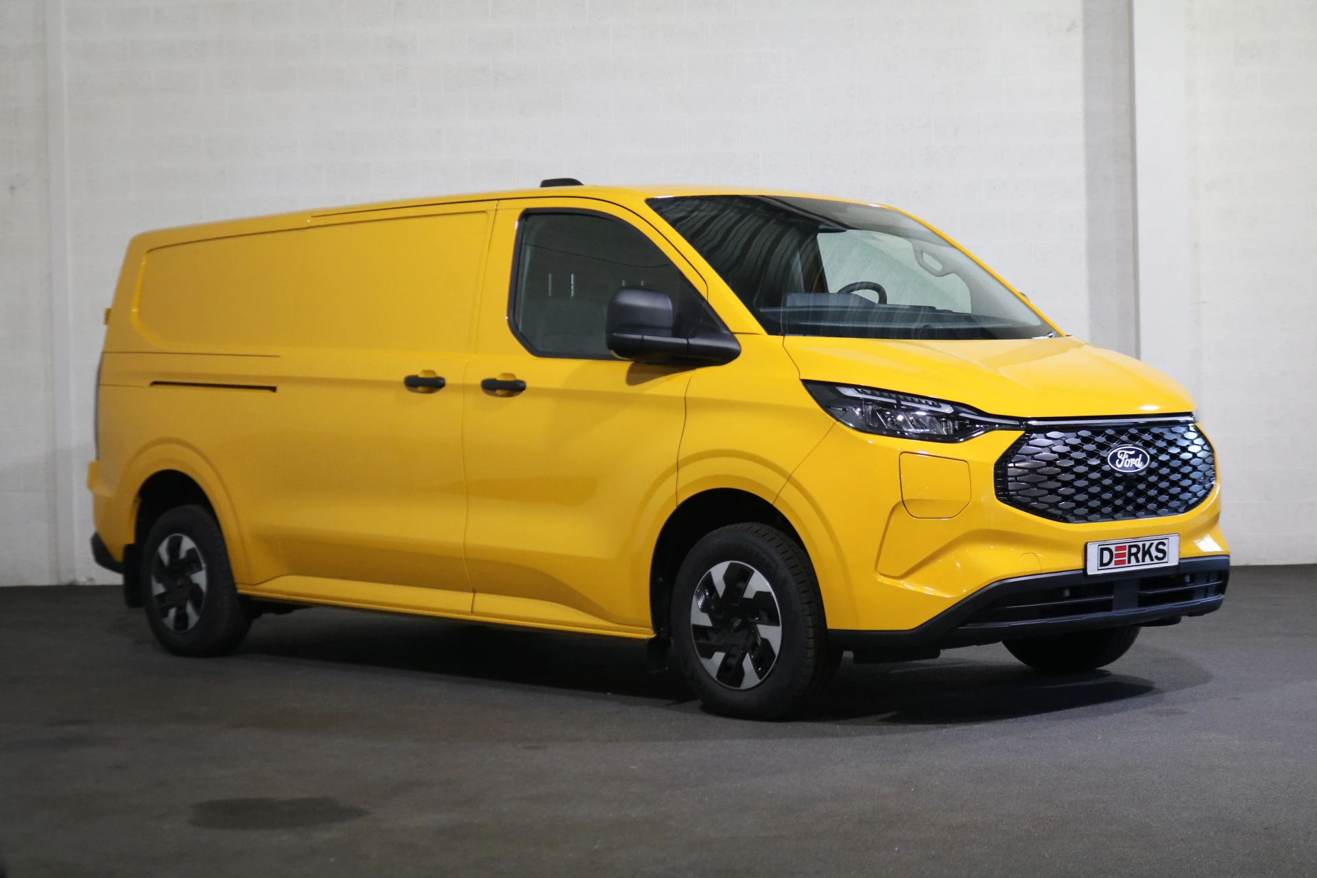 Hoofdafbeelding Ford E-Transit Custom