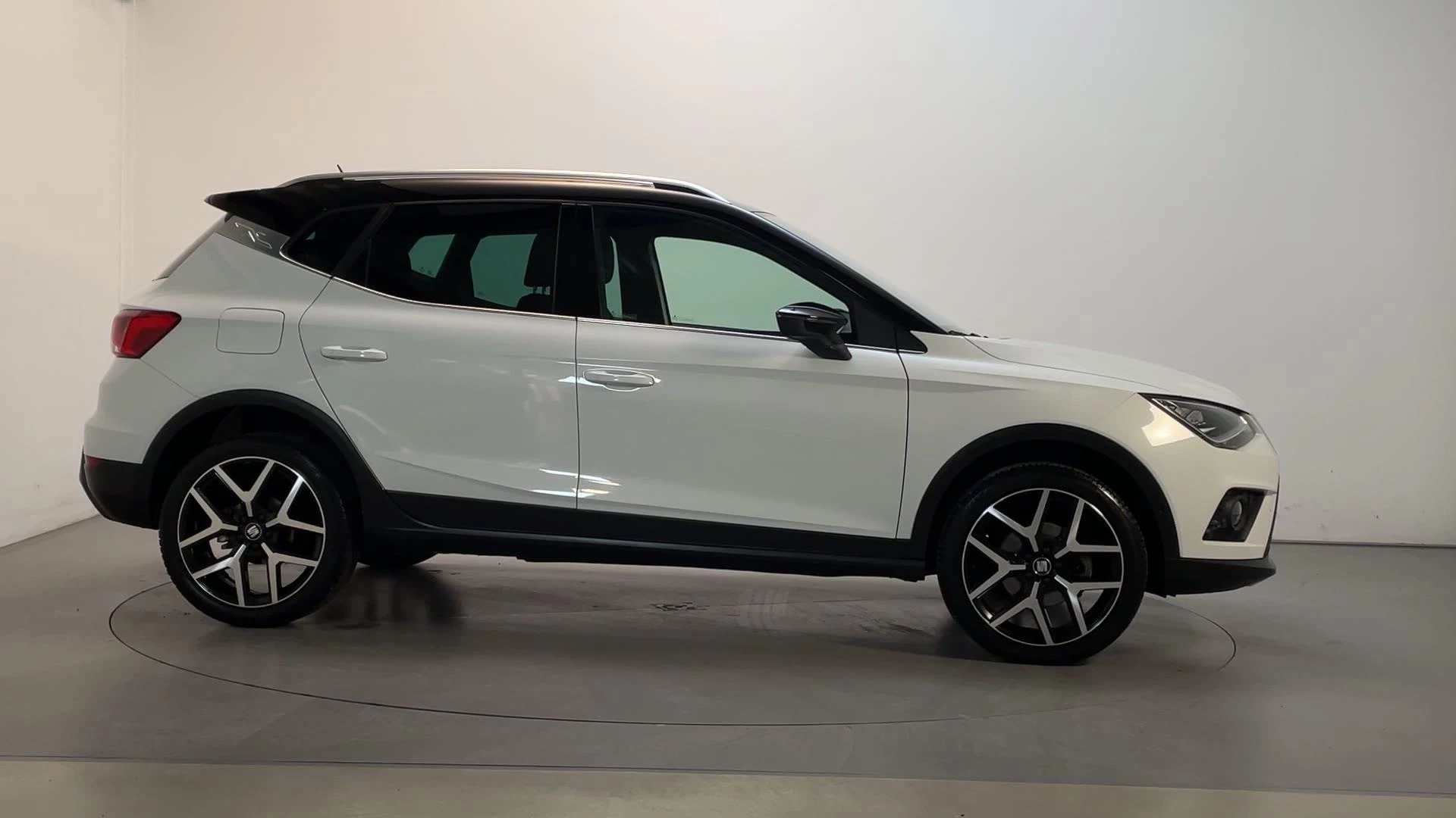 Hoofdafbeelding SEAT Arona