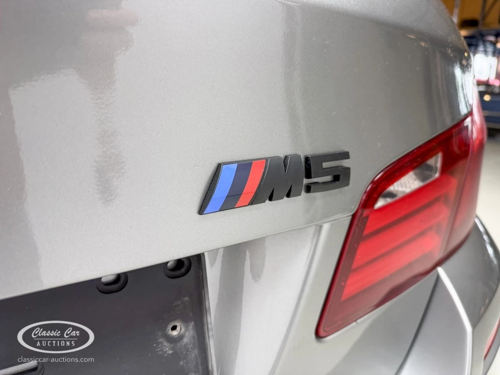 Hoofdafbeelding BMW M5