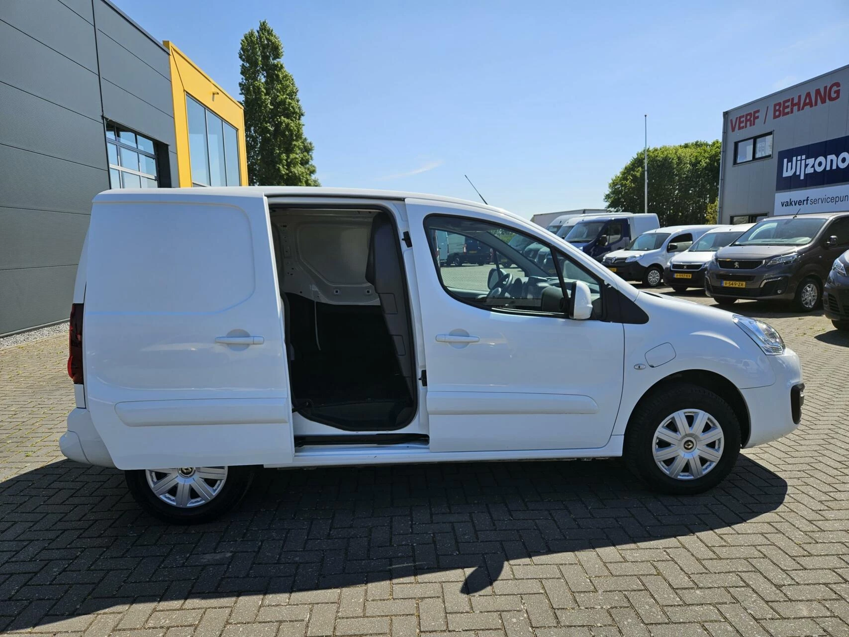 Hoofdafbeelding Peugeot Partner