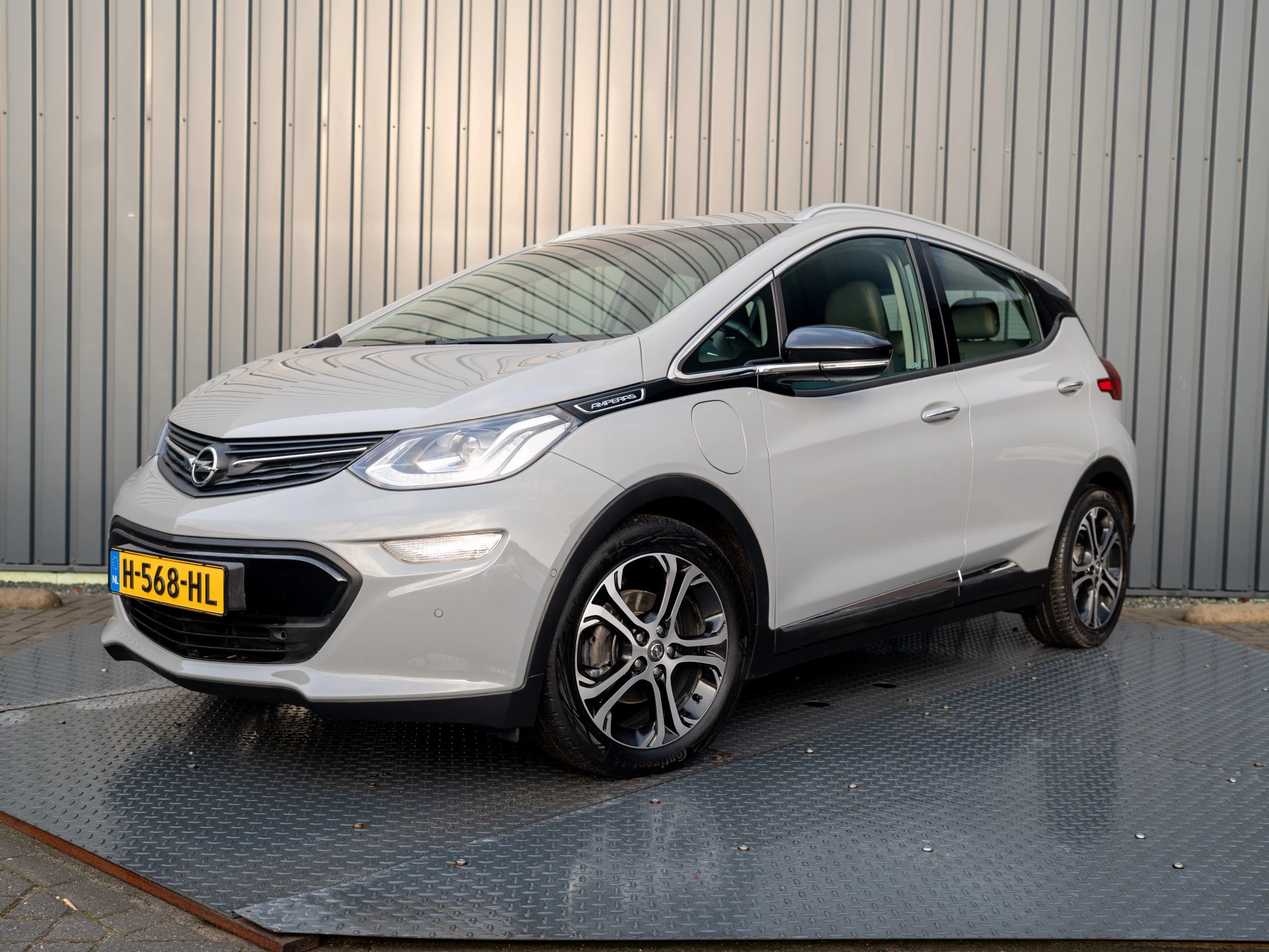 Hoofdafbeelding Opel Ampera-e