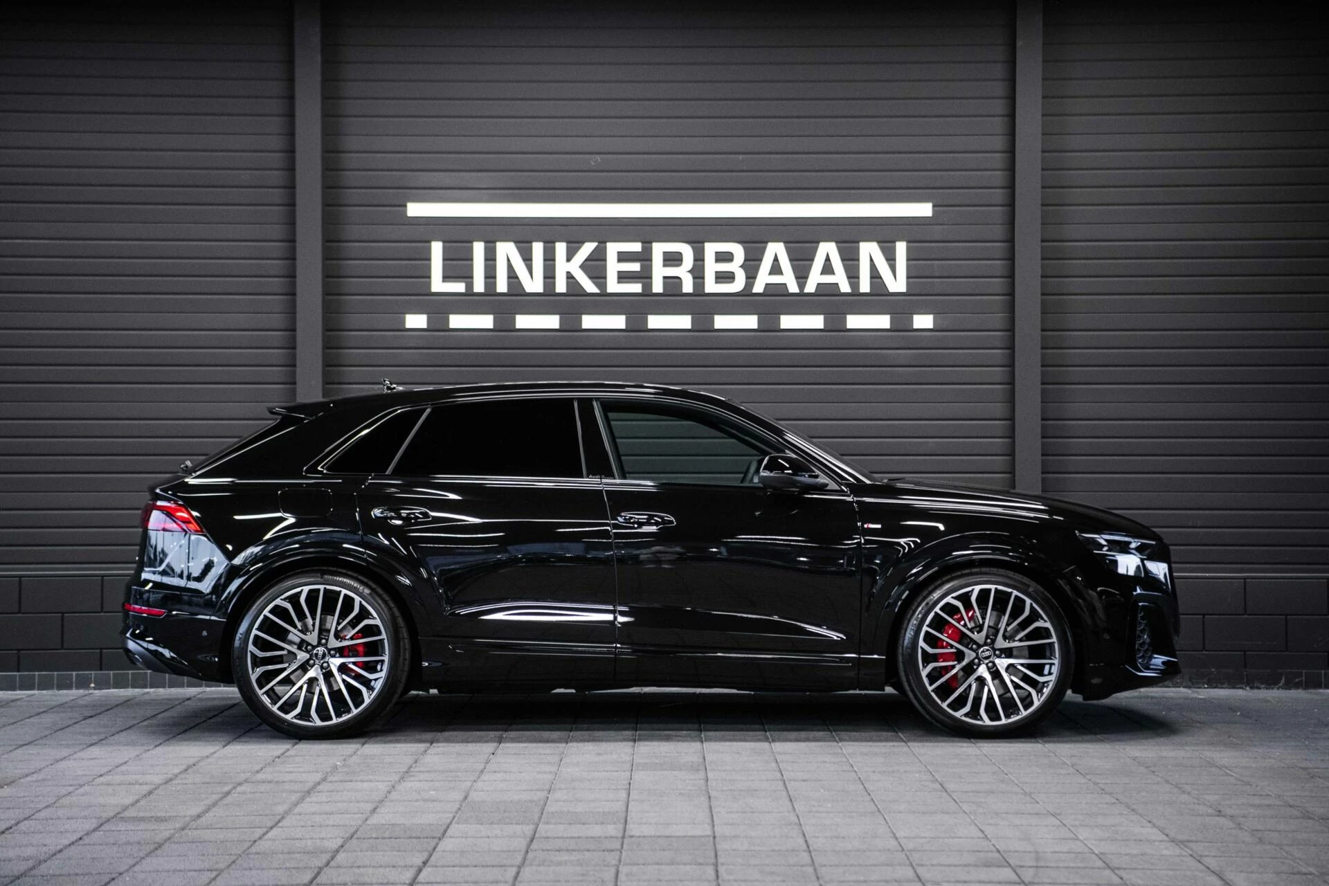 Hoofdafbeelding Audi Q8