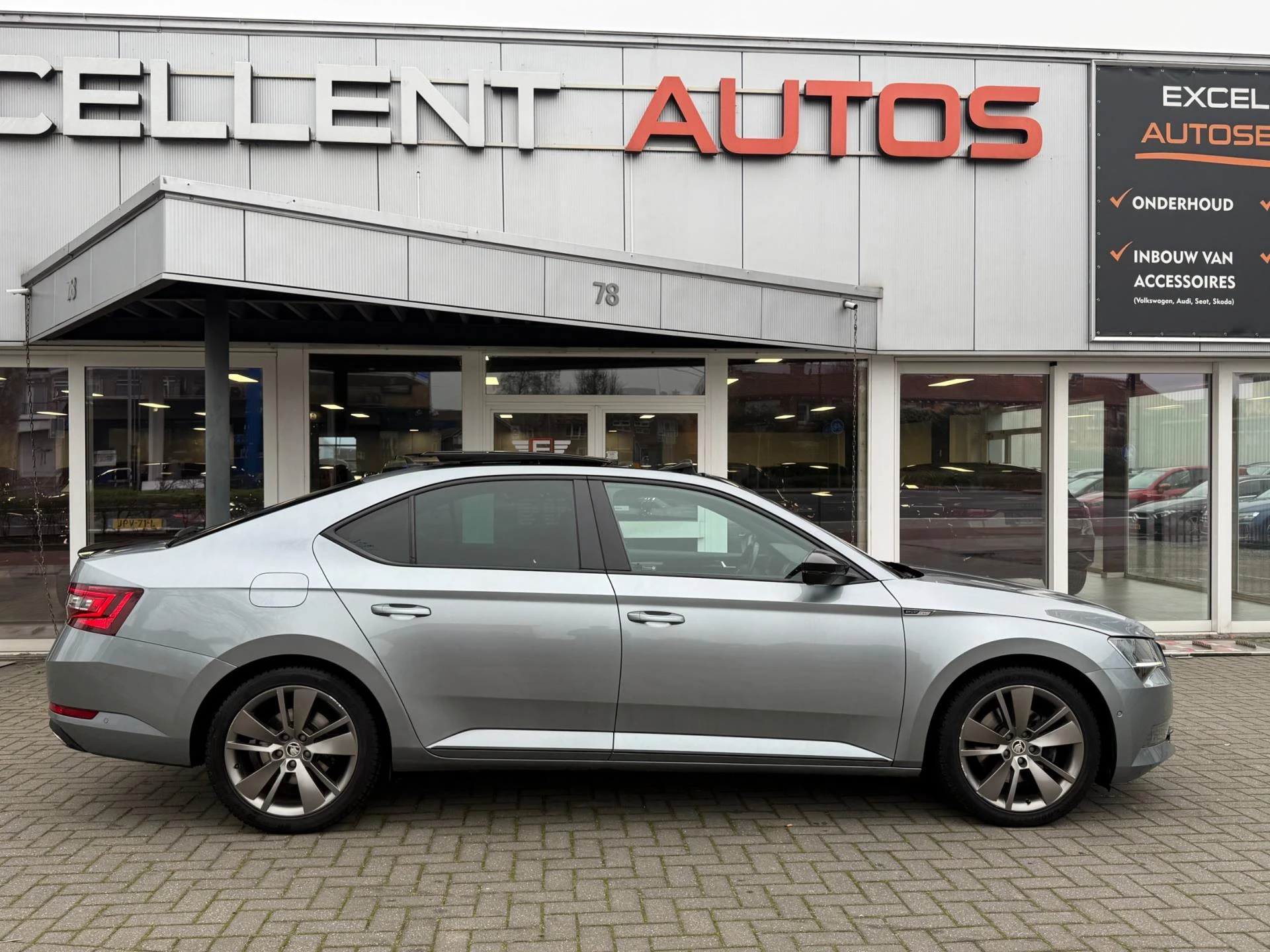 Hoofdafbeelding Škoda Superb