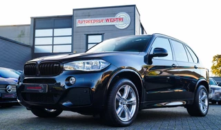 BMW X5 XDrive30d High Executive | M-pakket | Panorama | 360 Camera | Head up Display | 20 Inch | Luxe Leder | NAP | Lane Assist |