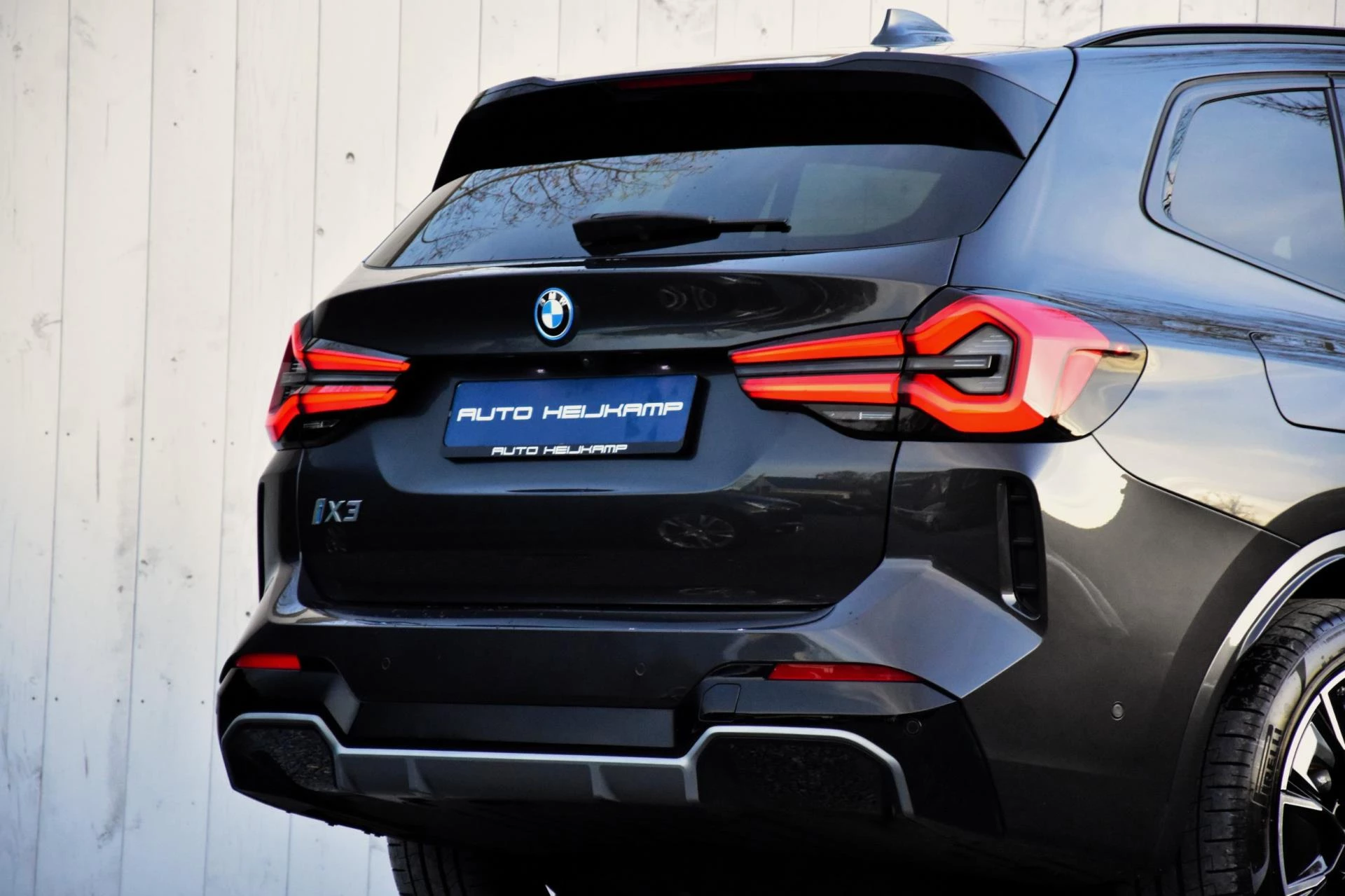 Hoofdafbeelding BMW iX3