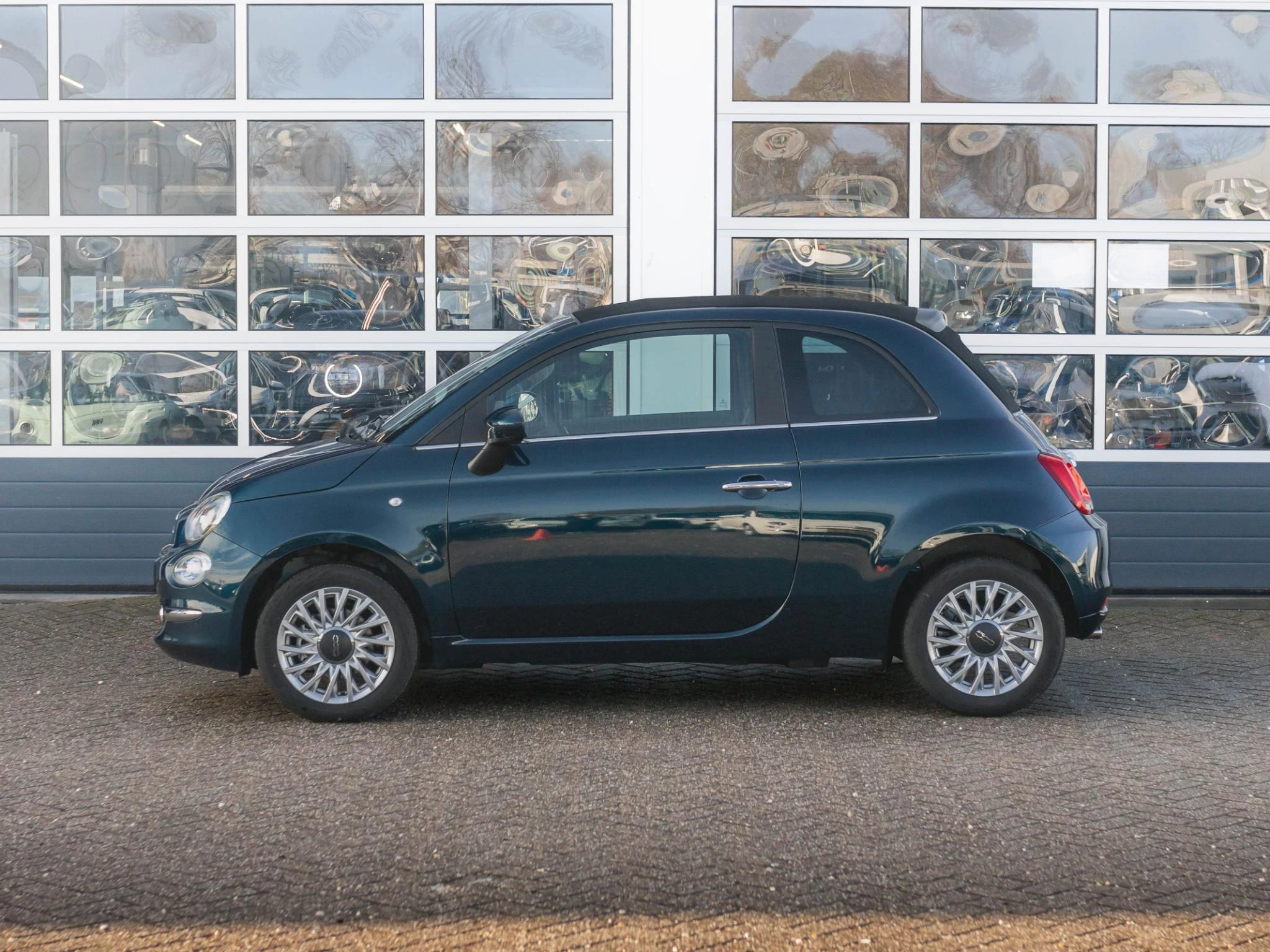 Hoofdafbeelding Fiat 500C