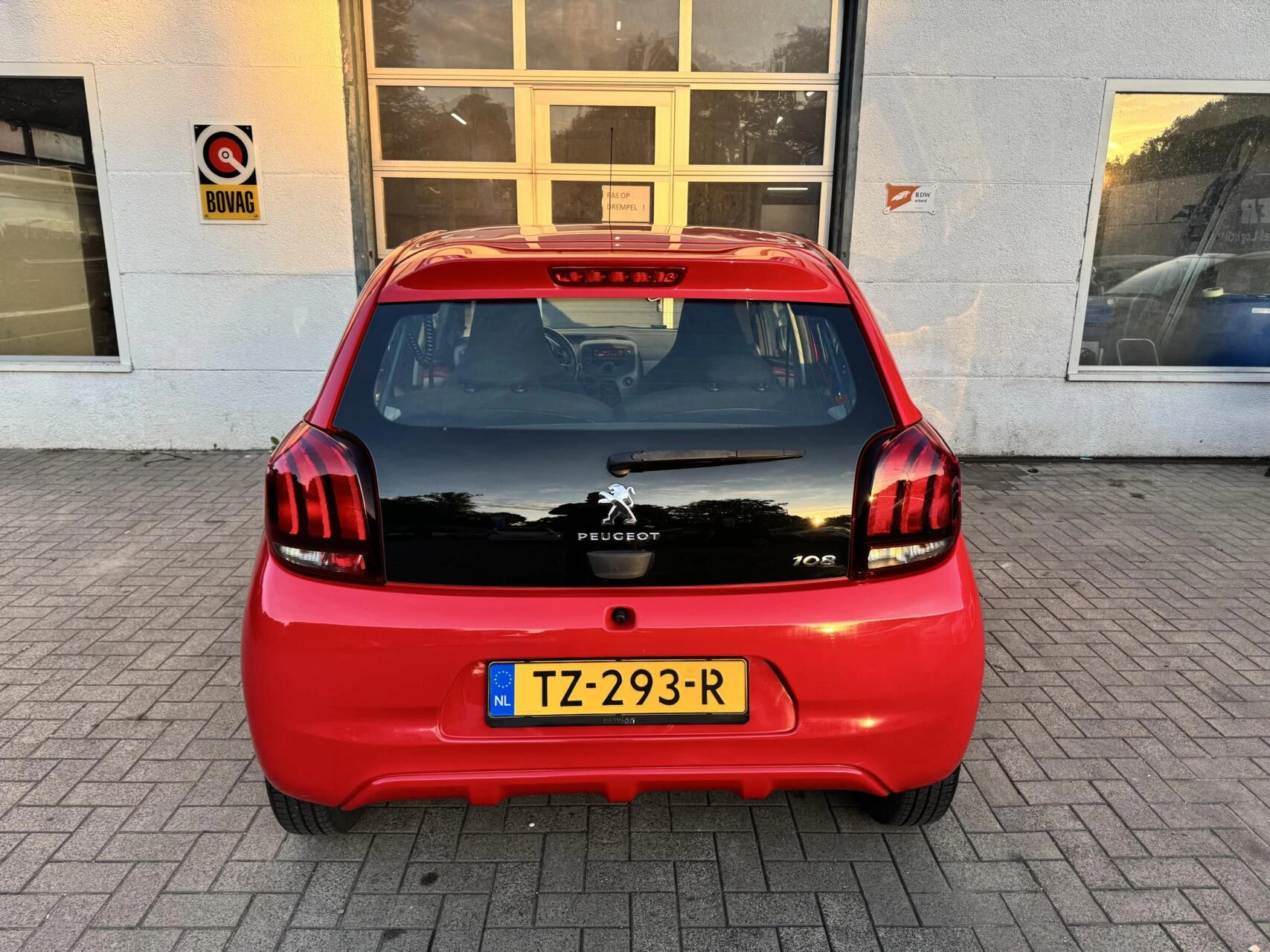 Hoofdafbeelding Peugeot 108