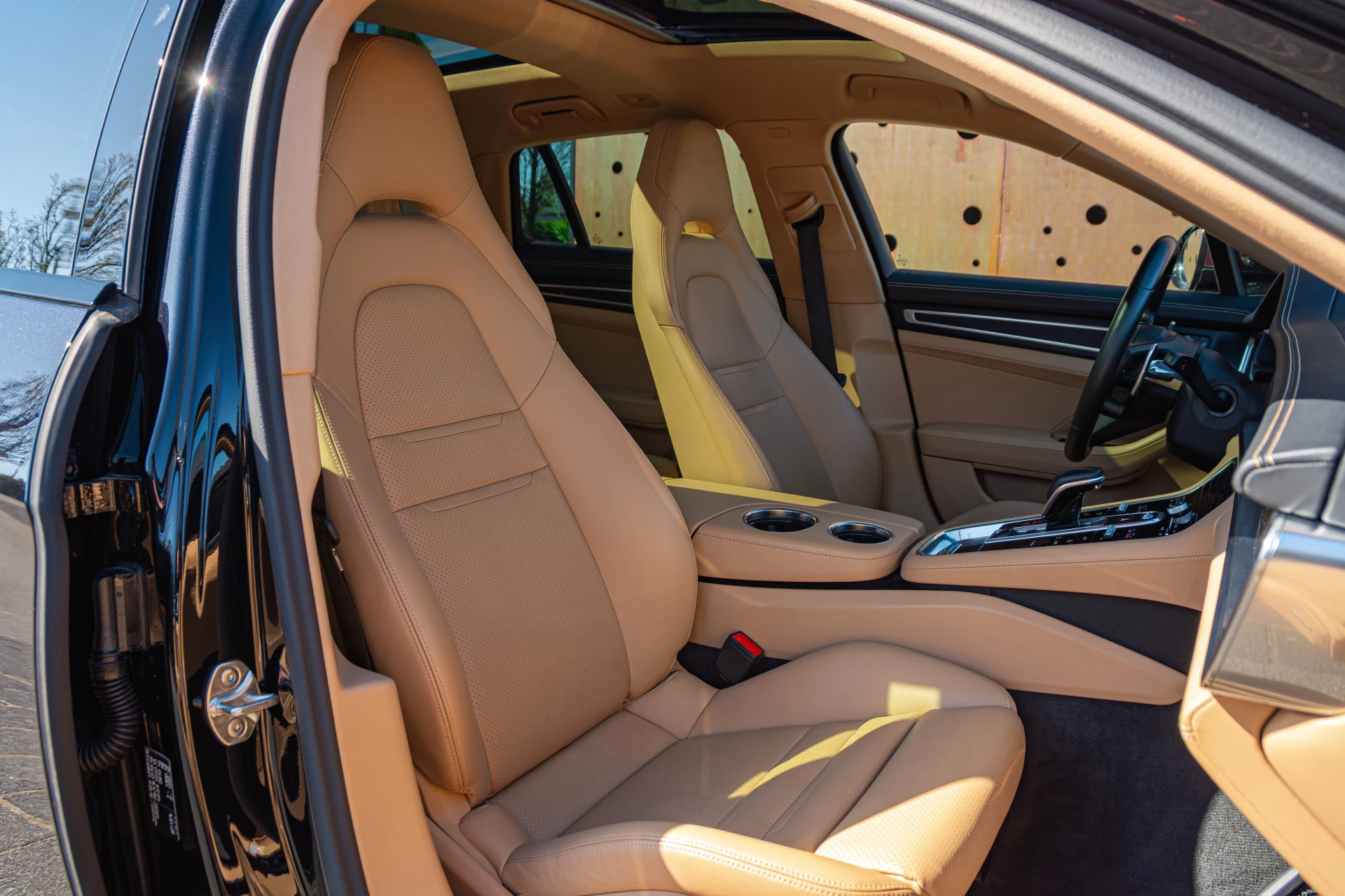 Hoofdafbeelding Porsche Panamera