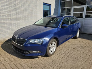 Škoda Superb Combi 1.6 TDI Active Business Motor defect / Engine broken