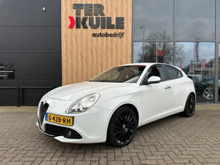 Hoofdafbeelding Alfa Romeo Giulietta Alfa Romeo Giulietta 1.4 T Distinctive / leder / cruise