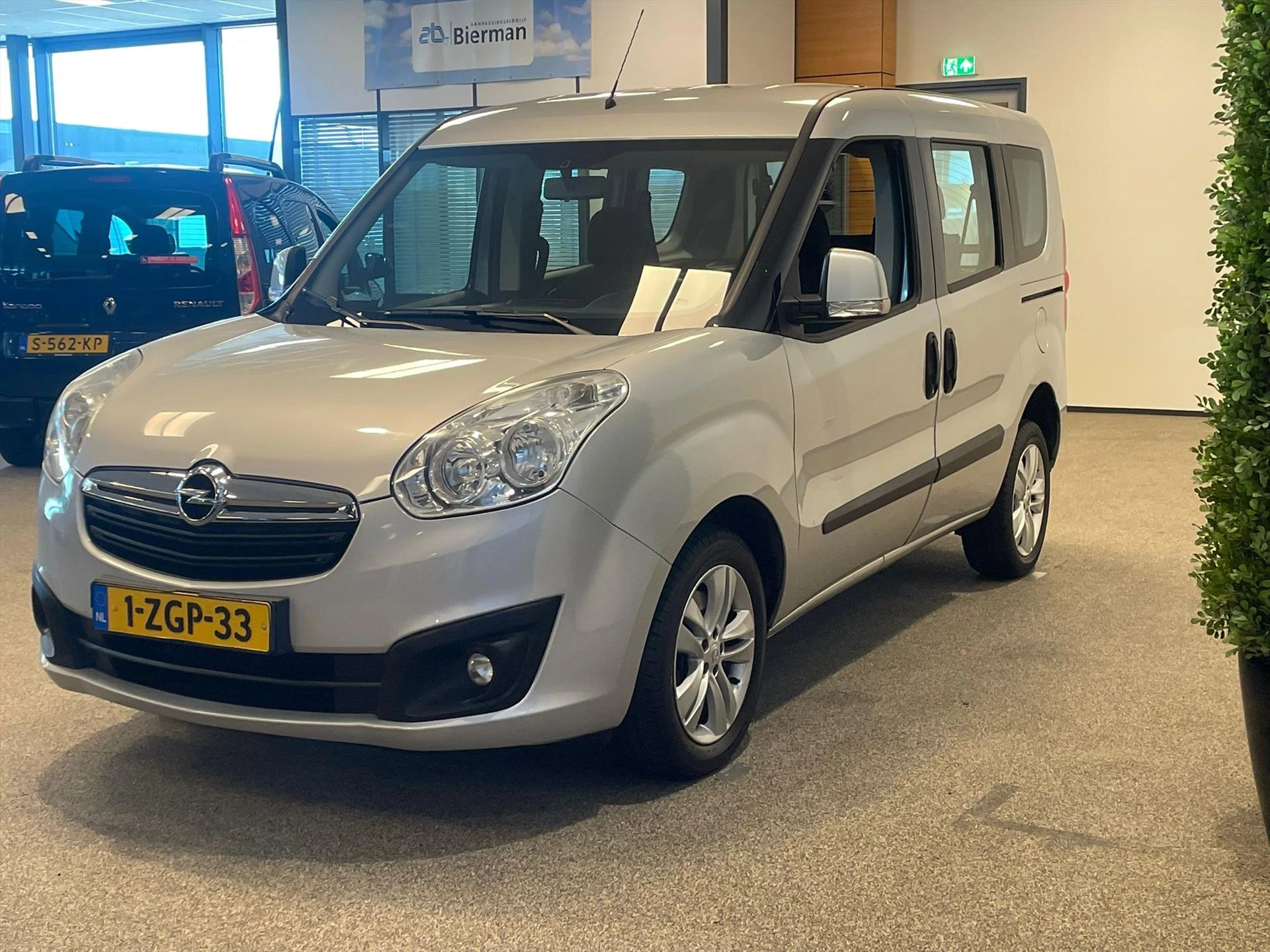 Hoofdafbeelding Opel Combo
