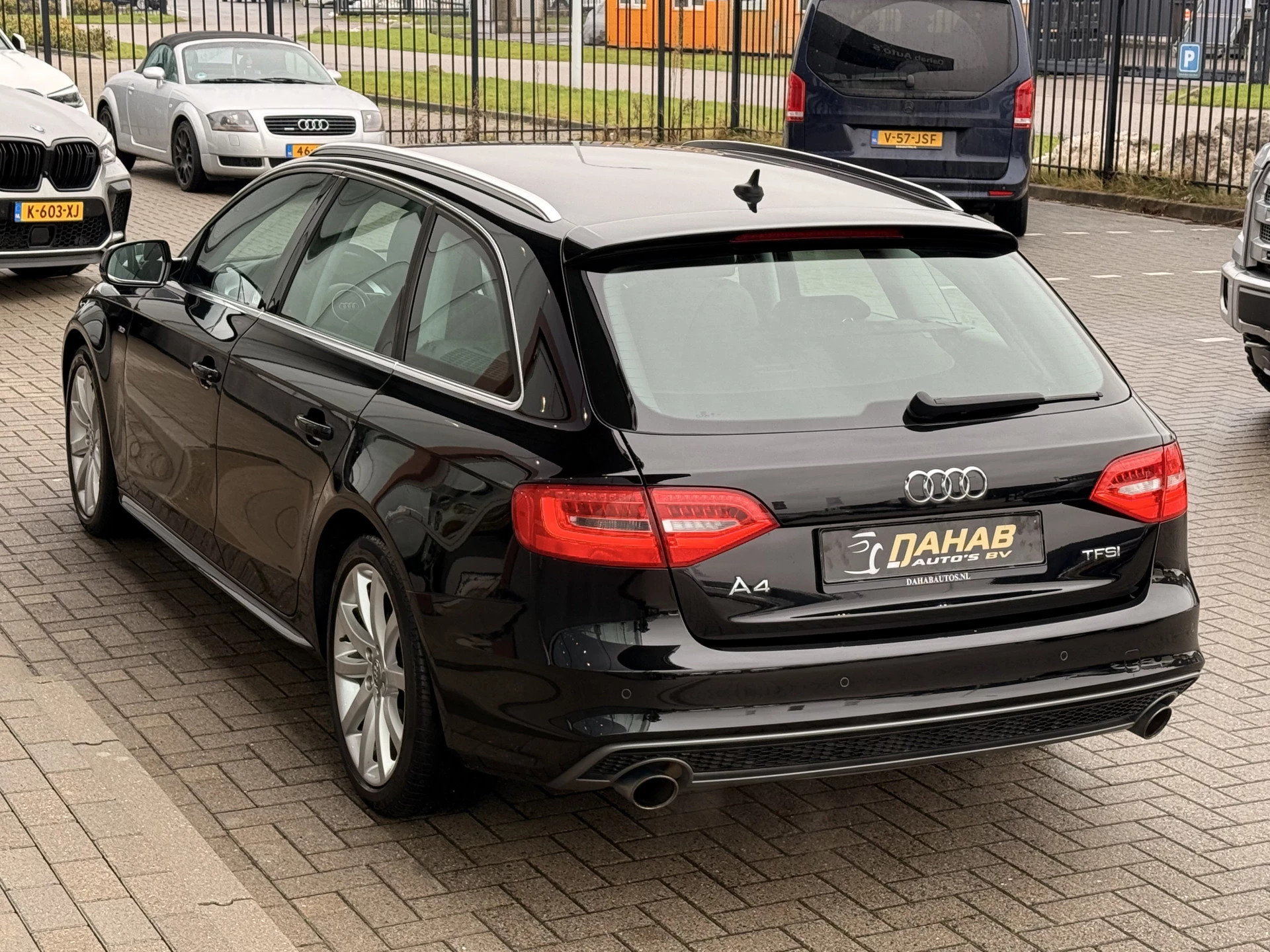 Hoofdafbeelding Audi A4