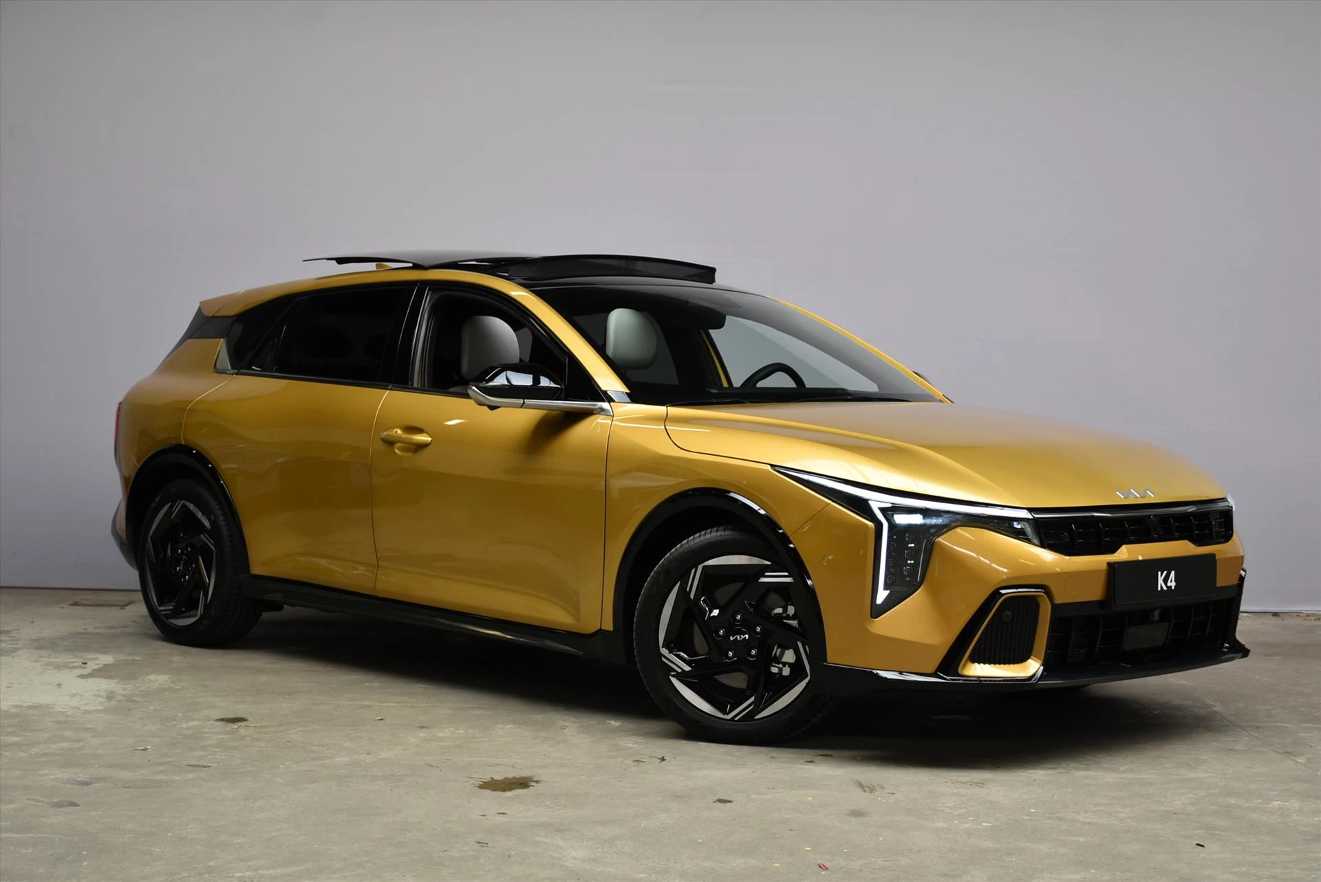 Hoofdafbeelding Kia K4