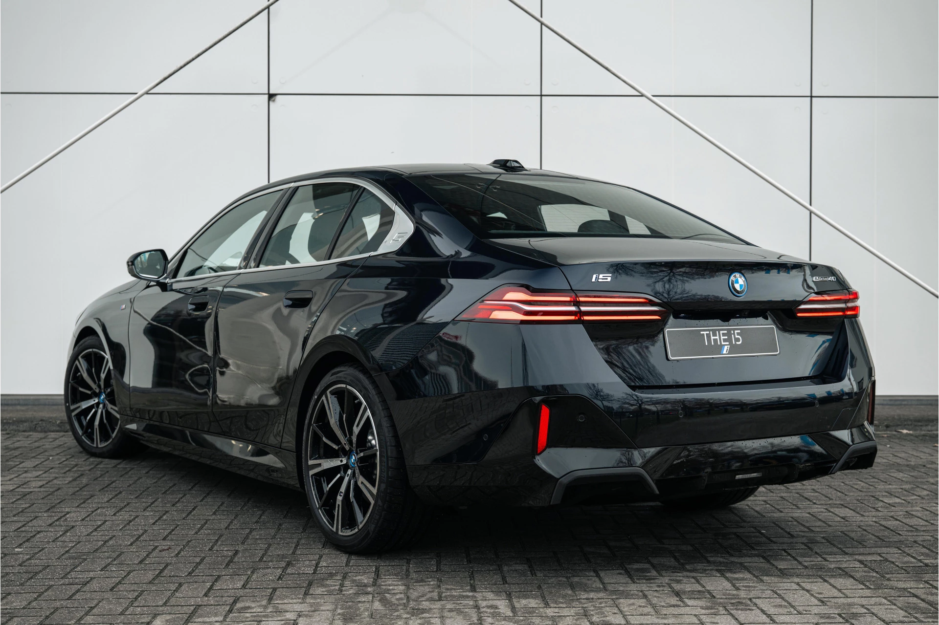 Hoofdafbeelding BMW i5