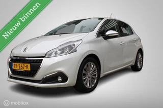 Peugeot 208 1.2 PureTech Blue Lease Allure, Apple Carplay/Android Auto, Parkeersensor achter, Isofix.