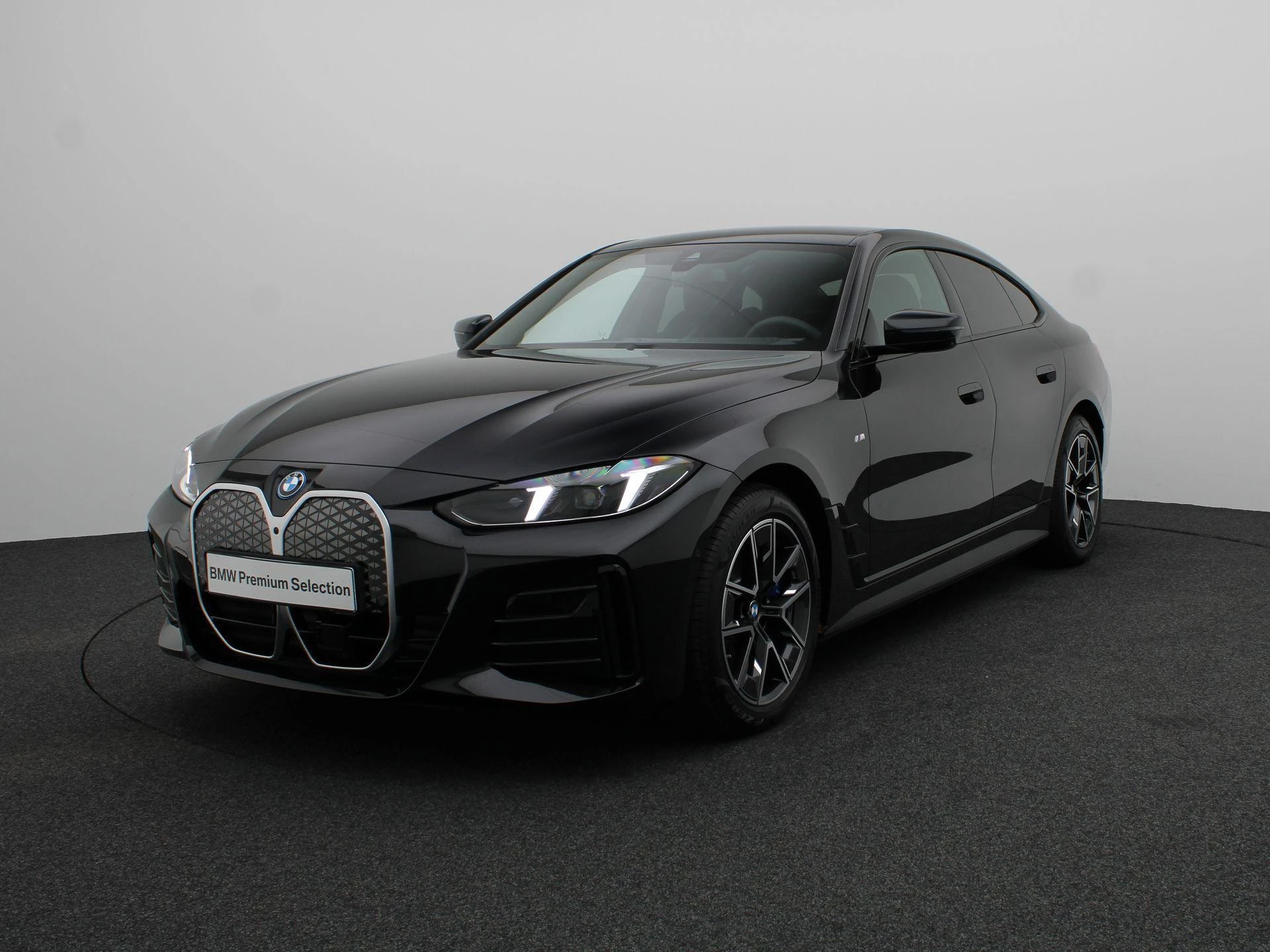 Hoofdafbeelding BMW i4