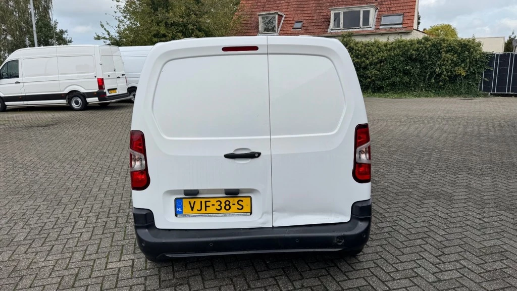 Hoofdafbeelding Peugeot Partner