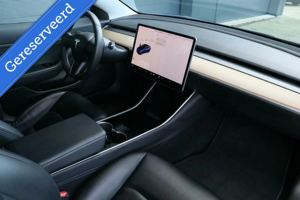 Hoofdafbeelding Tesla Model 3