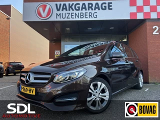 Hoofdafbeelding Mercedes-Benz B-Klasse Mercedes-Benz B-Klasse 180 Ambition // LED // NAVI // CLIMA // HALF LEDER // PDC // STOELVERWARMING //