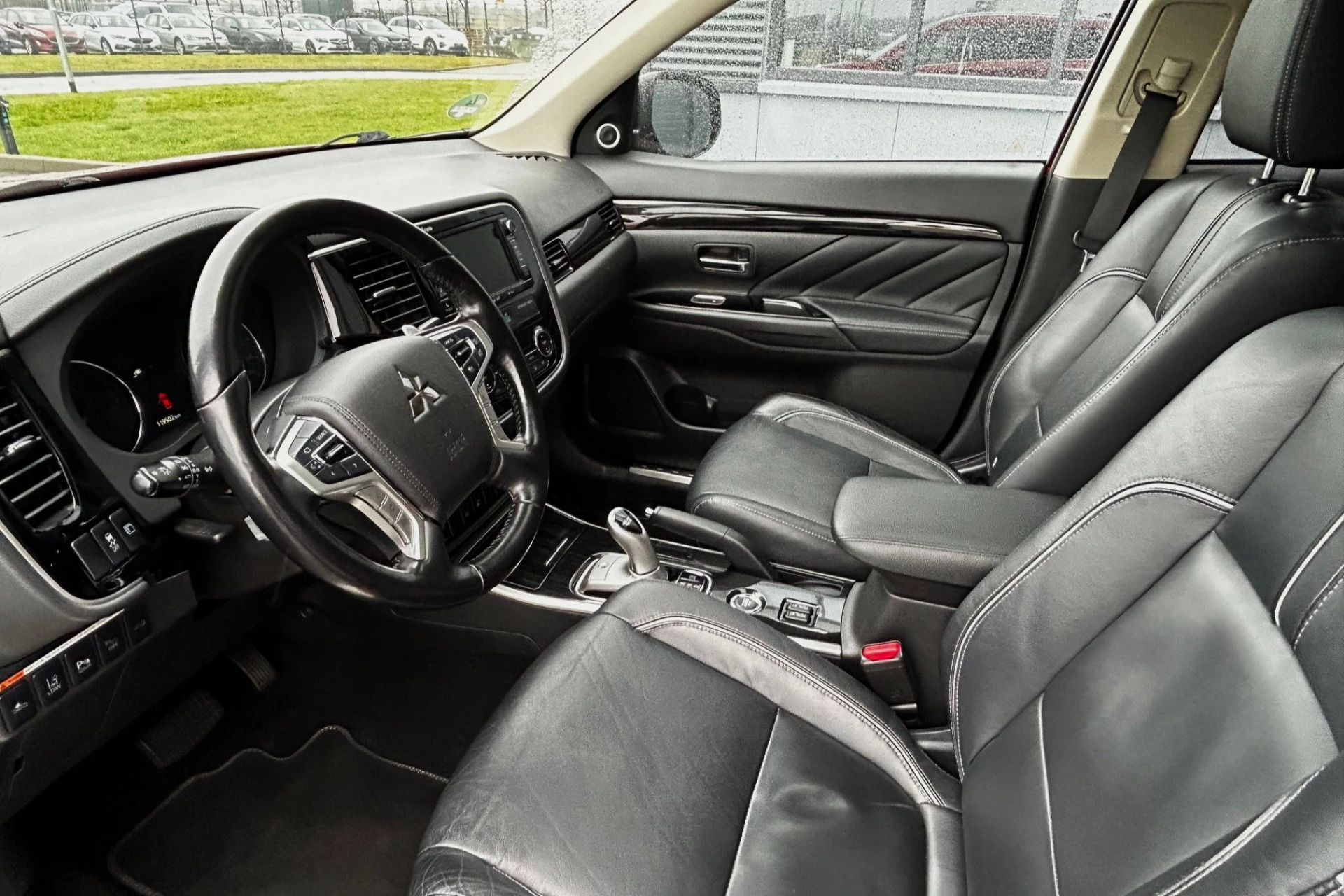 Hoofdafbeelding Mitsubishi Outlander