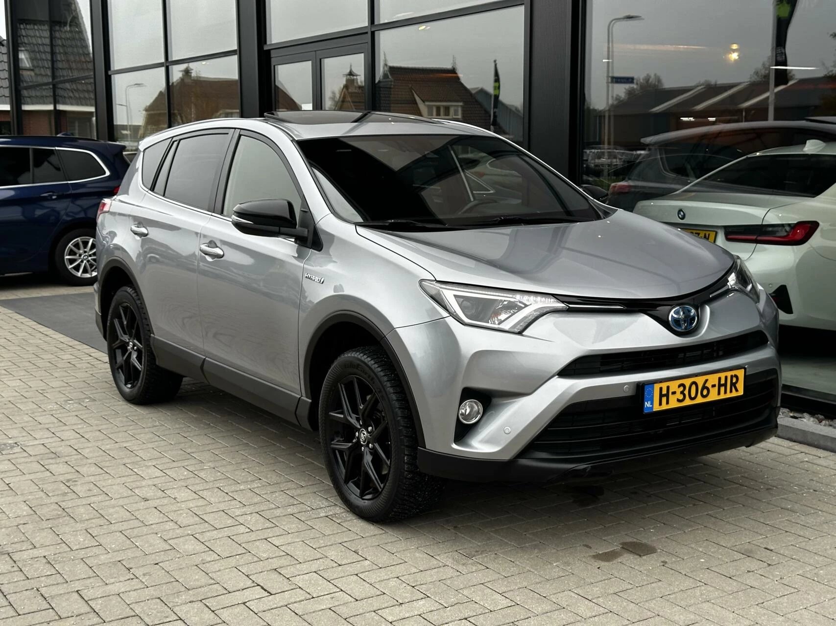 Hoofdafbeelding Toyota RAV4