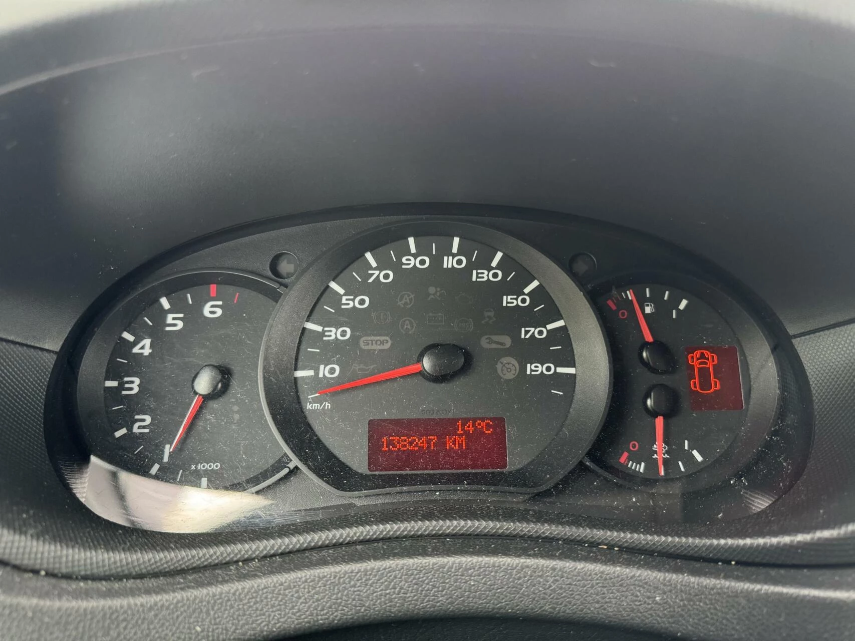 Hoofdafbeelding Nissan NV400