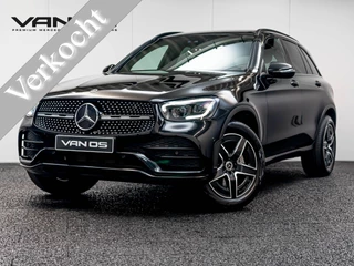 Hoofdafbeelding Mercedes-Benz GLC Mercedes-Benz GLC GLC 300e 4MATIC AMG Line | NIGHT | Pano | Trekhaak