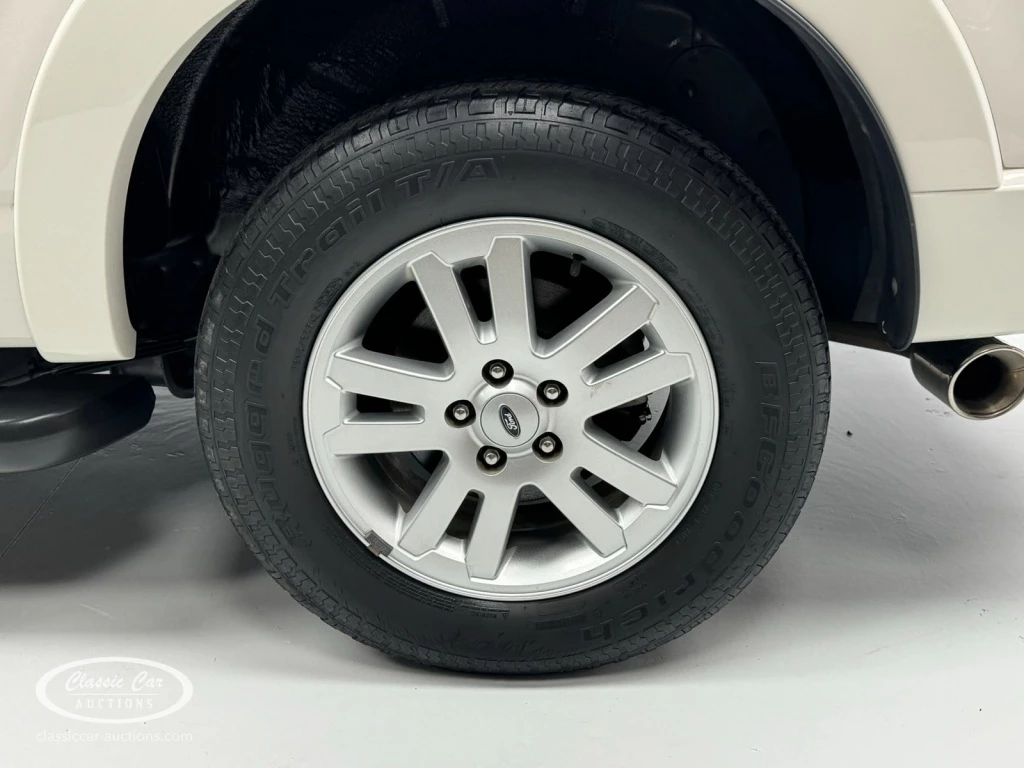 Hoofdafbeelding Ford Explorer