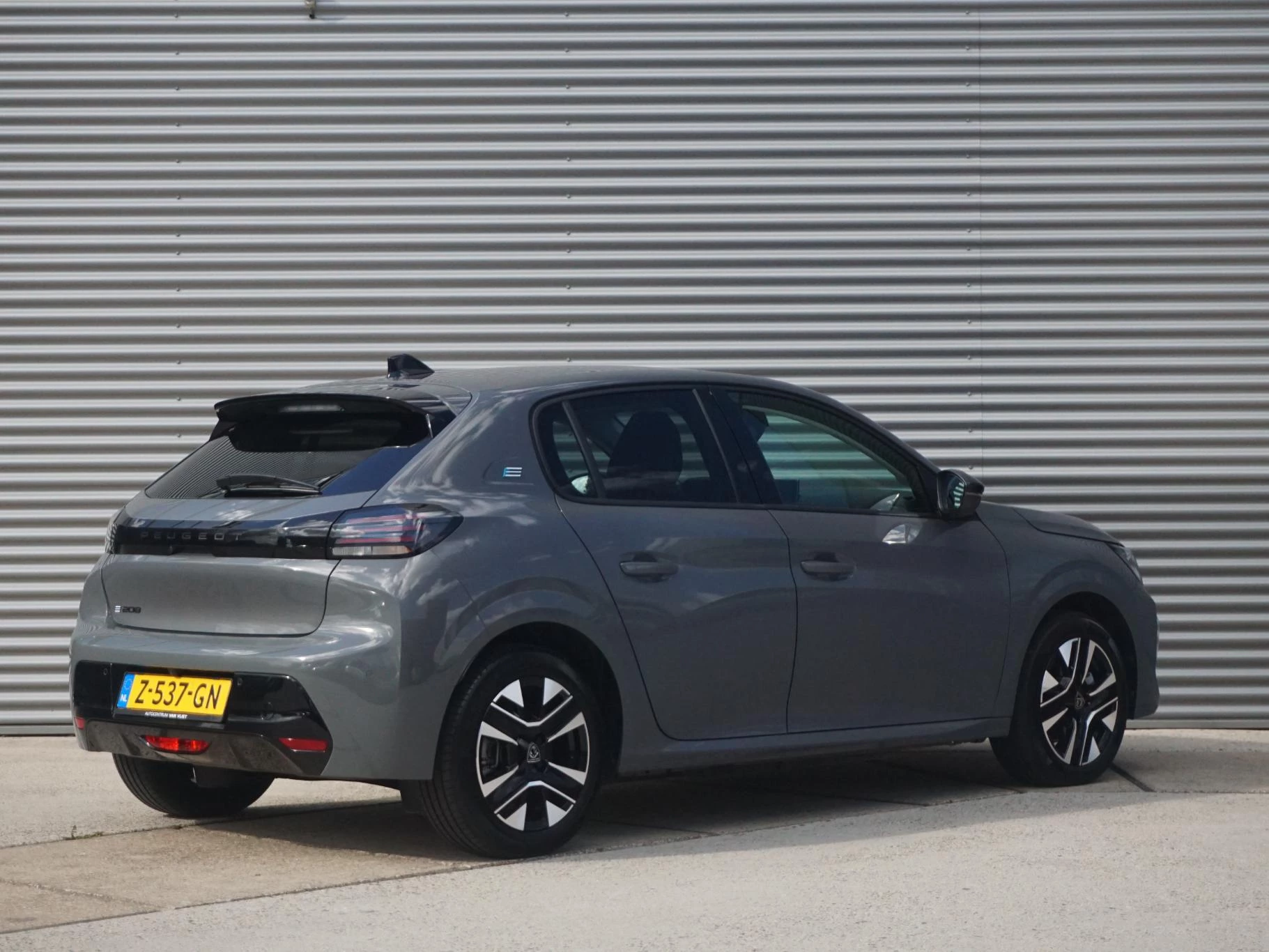 Hoofdafbeelding Peugeot e-208