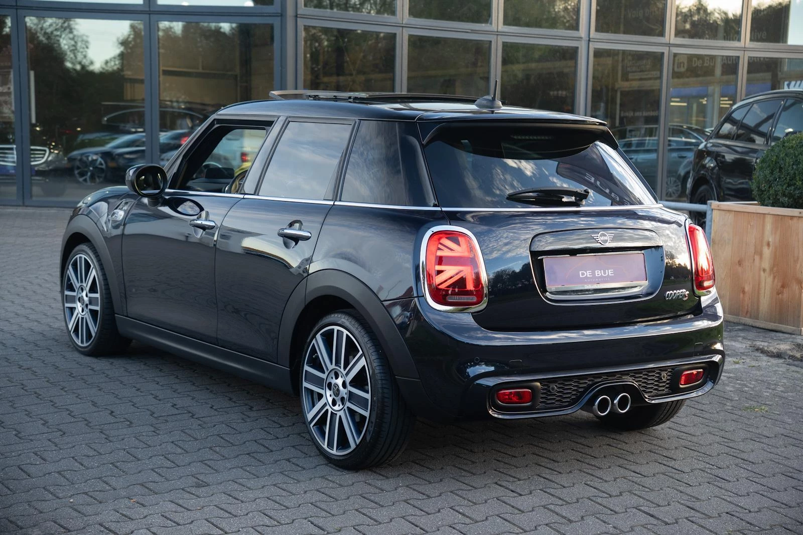 Hoofdafbeelding MINI Cooper S