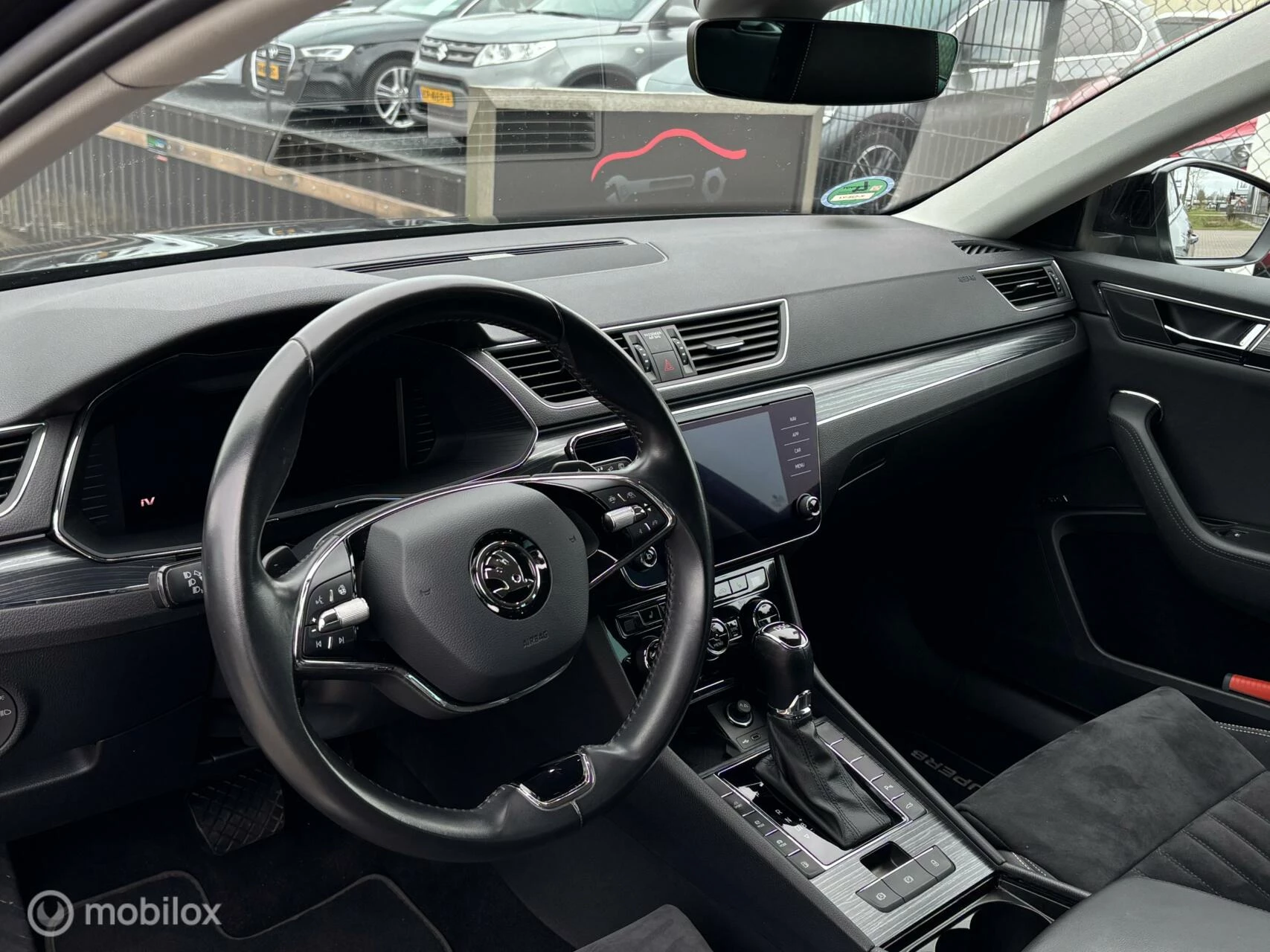 Hoofdafbeelding Škoda Superb