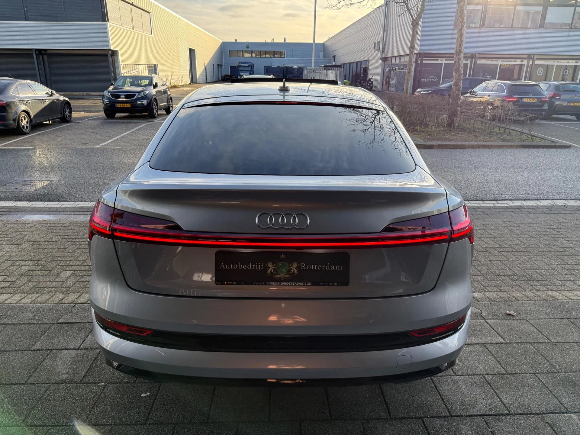 Hoofdafbeelding Audi e-tron