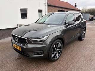 Hoofdafbeelding Volvo XC40 Volvo XC40 2.0 T4 Inscription Leder Panodak