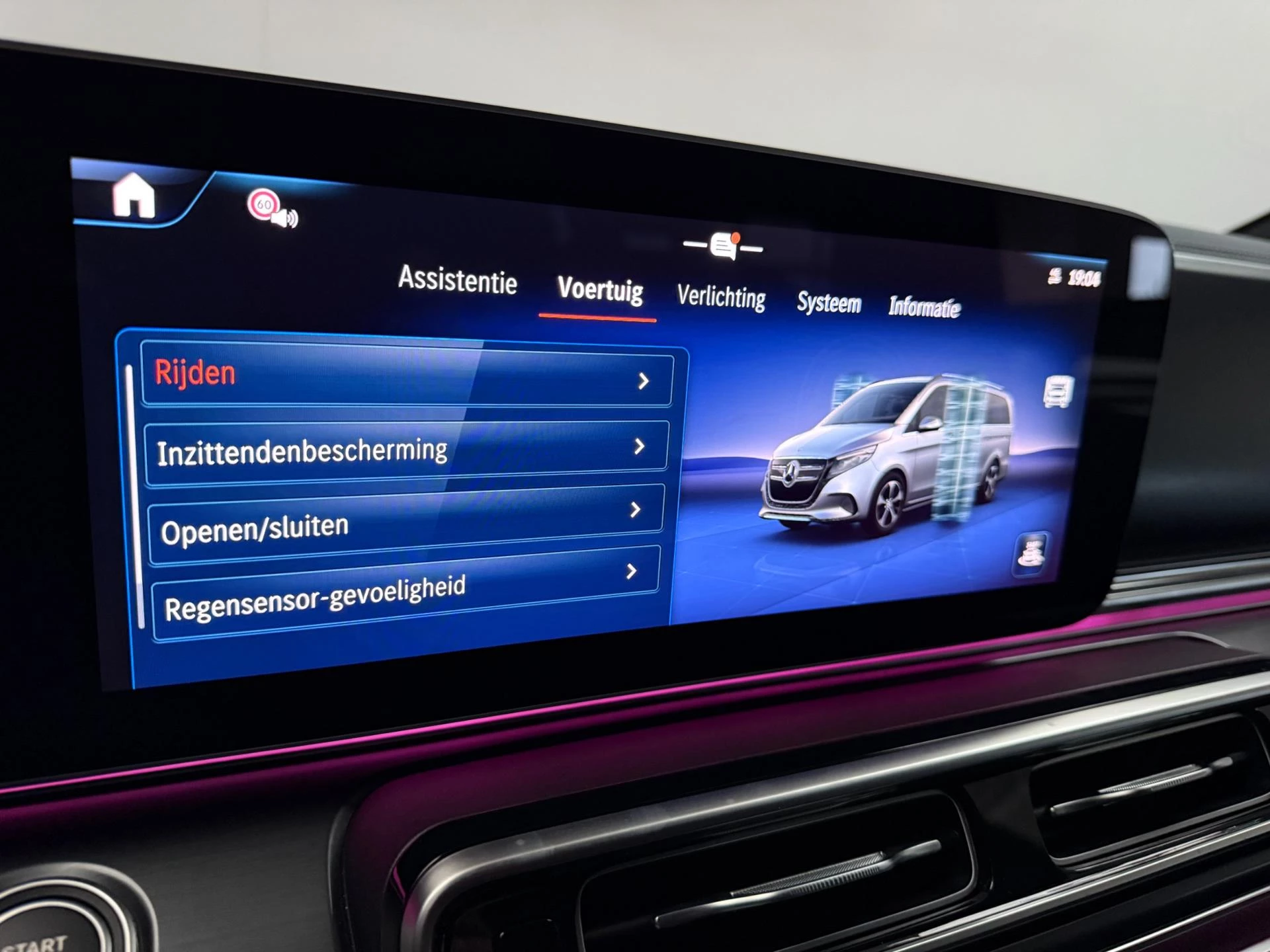 Hoofdafbeelding Mercedes-Benz EQV