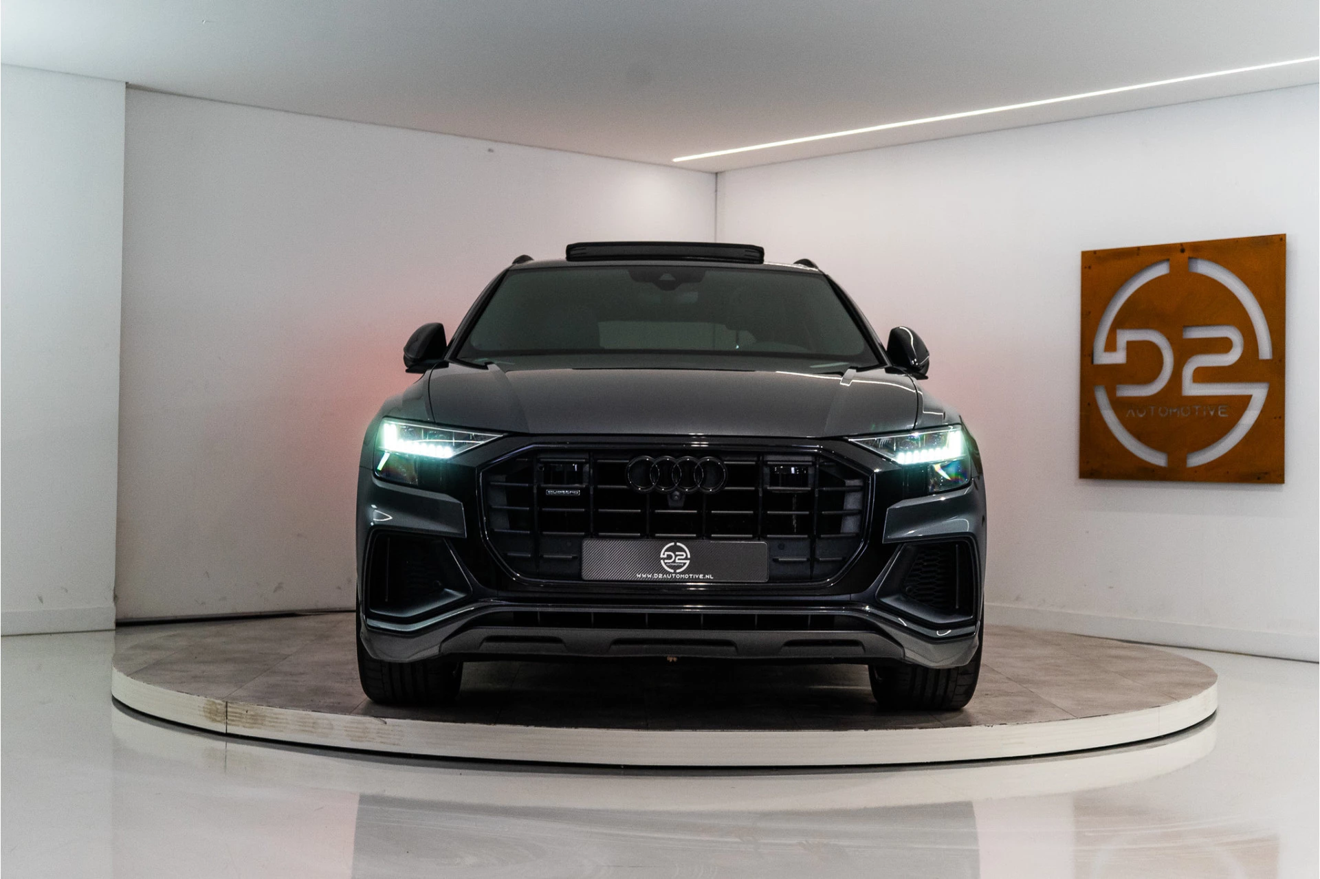 Hoofdafbeelding Audi Q8