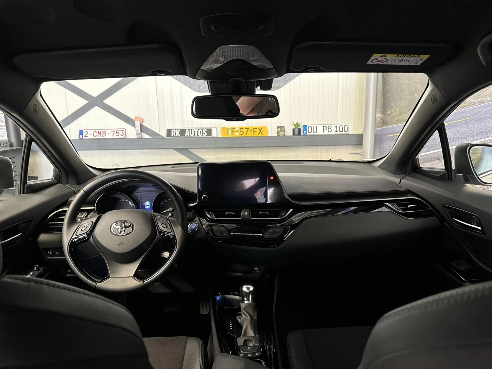 Hoofdafbeelding Toyota C-HR