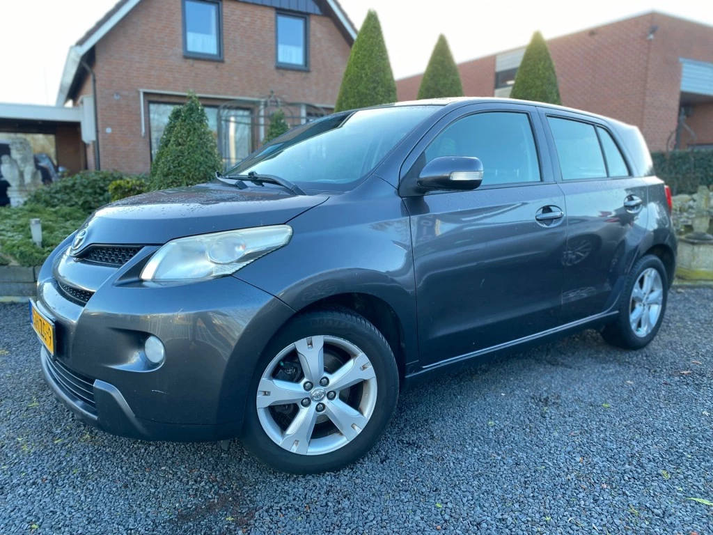 Hoofdafbeelding Toyota Urban Cruiser