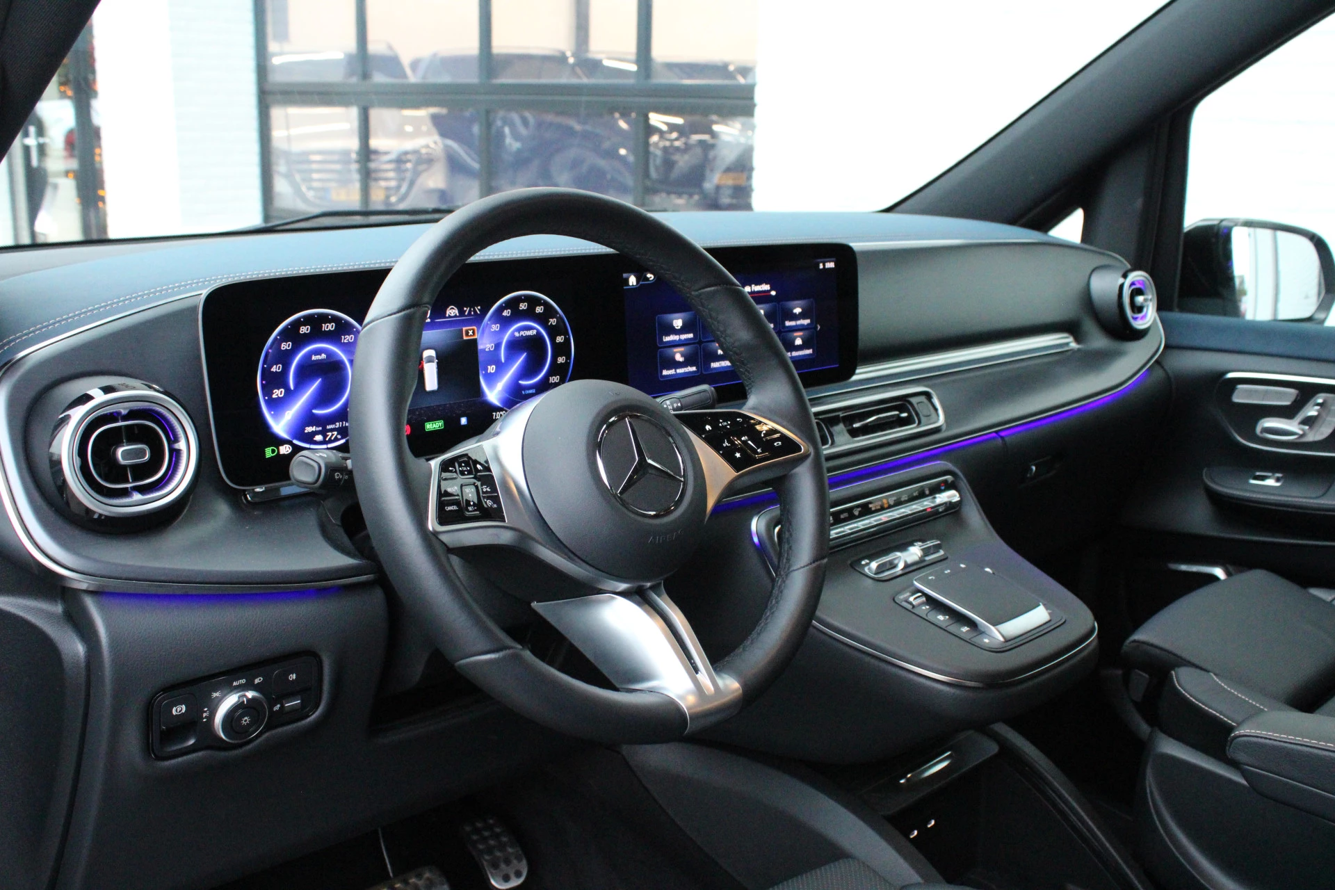 Hoofdafbeelding Mercedes-Benz EQV