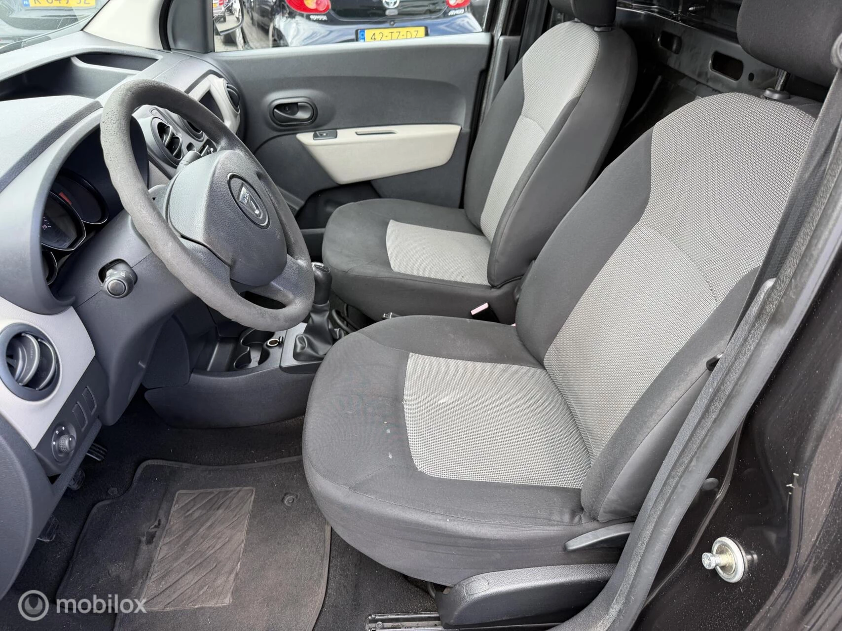 Hoofdafbeelding Dacia Dokker