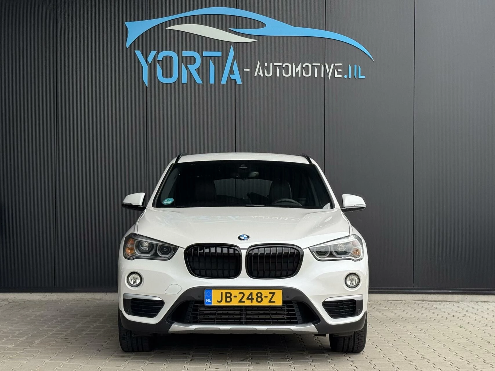 Hoofdafbeelding BMW X1
