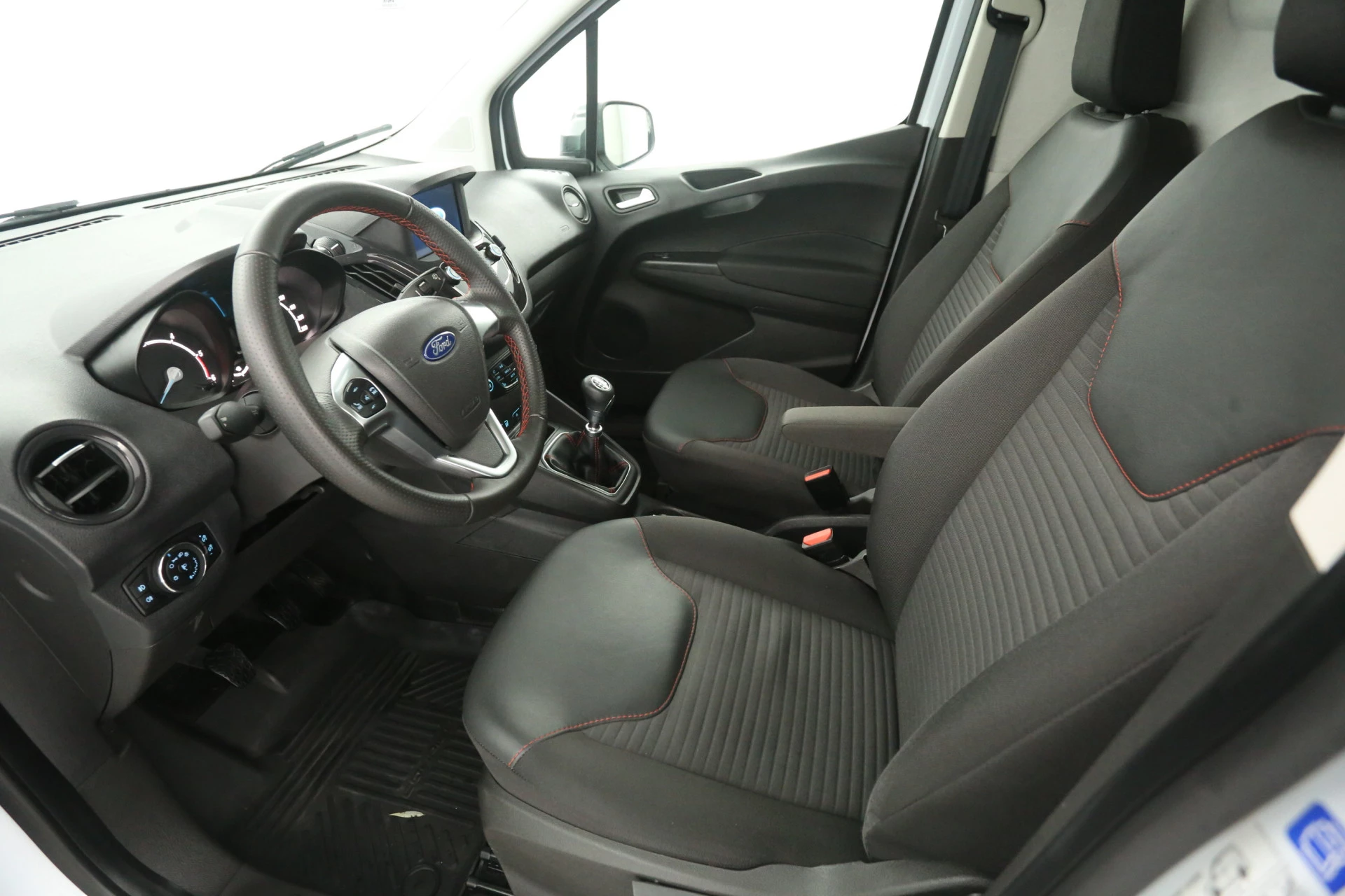 Hoofdafbeelding Ford Transit Courier