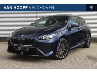 Hoofdafbeelding BMW 1 Serie BMW 1 Serie 123 xDrive High Executive M Sport Automaat / Panoramadak / M Sportstoelen / Adaptieve LED / M Adaptief onderstel / Parking Assistant Plus / Comfort Access