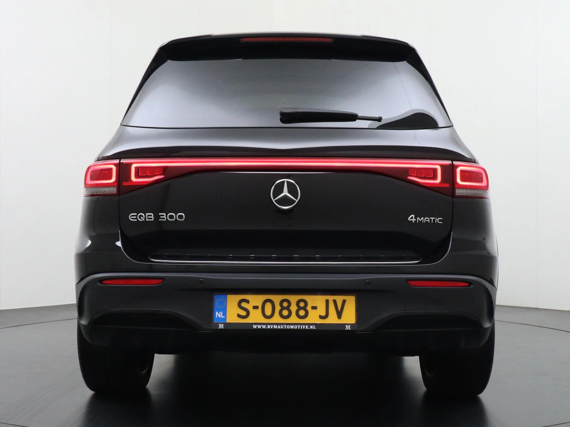 Hoofdafbeelding Mercedes-Benz EQB