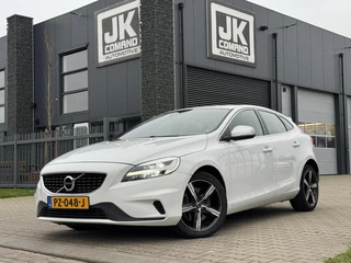 Volvo V40 2.0 T4 Business Sport | R-Design | NAP | Trekhaak | Stoelverwarming